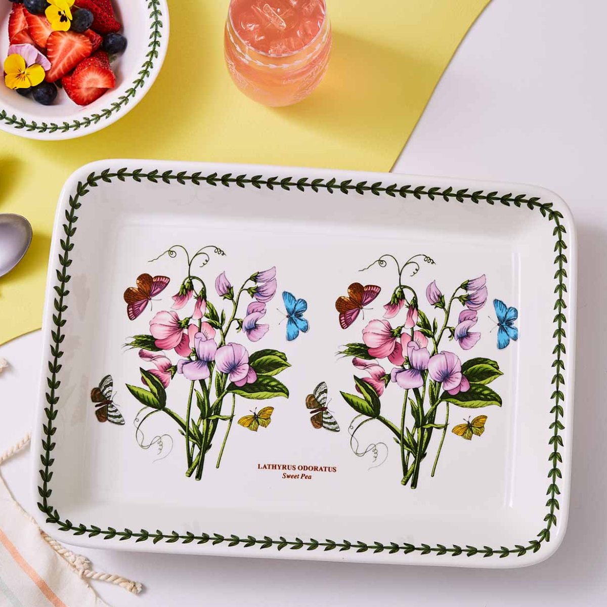 Botanic Garden 15 Inch Lasagne Dish (Sweet Pea) image number null